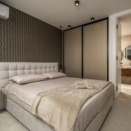Beautiful Meta Villa