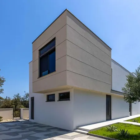 Villa Beautiful Meta *